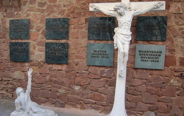 Sanktuarium - Golgota &ndash; Martyrologium Narodu Poskiego 45