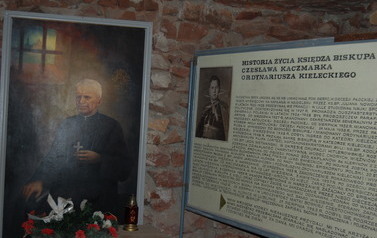 Sanktuarium - Golgota &ndash; Martyrologium Narodu Poskiego 64