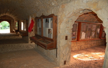 Sanktuarium - Golgota &ndash; Martyrologium Narodu Poskiego 102