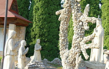 Sanktuarium - Golgota &ndash; Martyrologium Narodu Poskiego 108