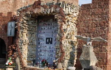Sanktuarium - Golgota &ndash; Martyrologium Narodu Poskiego 109