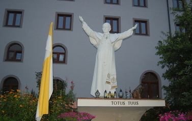 Sanktuarium - Dom Pielgrzyma 6
