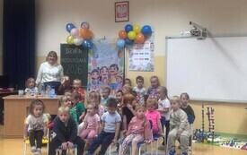 Święto pełne radości- Dzień Przedszkolaka w Chybicach 1