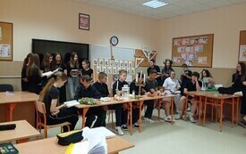 Narodowe Czytanie &bdquo;Dziad&oacute;w&rdquo; Adama Mickiewicza- PSP Chybice 3