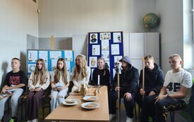 Ciemno wszędzie, głucho wszędzie - Narodowe Czytanie 2026 w PSP w Łomnie 3