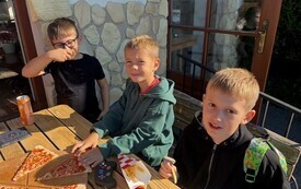 Wycieczka turystyczno - krajoznawcza uczni&oacute;w klasy II 11