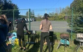 Złote liście i kosze pełne kasztan&oacute;w. Jak przedszkolaki powitały Pierwszy Dzień Jesieni- PSP Chybice 5