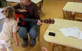 Dzień Chłopaka i Dzień Muzyki w przedszkolu w Chybicach 9