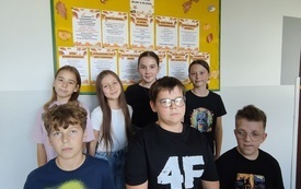 Tydzień Budowania Dobrych Relacji i Przeciwdziałania Przemocy R&oacute;wieśniczej w Publicznej Szkole Podstawowej w Jadownikach 16