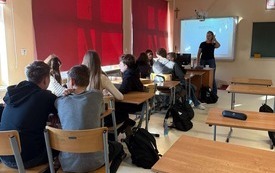 Galeria aktualności Profilaktyka w praktyce: Uczniowie klas 7 i 8 wzięli udział w programie &bdquo;Debata&rdquo; 1
