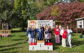 Brązowy medal i świetne występy uczni&oacute;w z Chybic w finale wojew&oacute;dzkim sztafetowych bieg&oacute;w przełajowych! 12