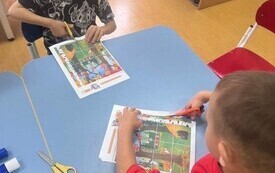  ,, O czym szumią drzewa&rdquo;- obchody Dnia Drzewa w chybickim przedszkolu 5
