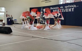 Galeria aktualności Uroczyste otwarcie hali sportowej  81