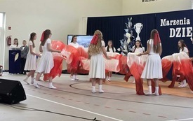 Galeria aktualności Uroczyste otwarcie hali sportowej  91