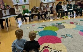 PSP Chybice- Mały jeżyk, wielkie emocje &ndash; spotkanie czytelnicze 1