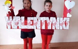 Walentynki w Publicznej Szkole Podstawowej w Łomnie 1