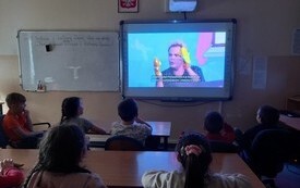 Spektakl internetowy o bezpieczeństwie w sieci w PSP w Godowie 3