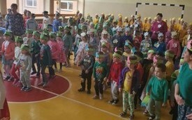 Maszeruje Wiosna... 9