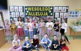 Przygotowania do Świąt Wielkanocnych u przedszkolak&oacute;w z Chybic. 9