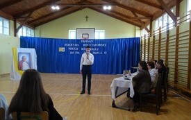 Gminny konkurs recytatorski poezji religijnej im. św. Jana Pawła II               6