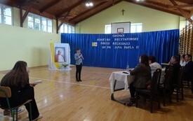 Gminny konkurs recytatorski poezji religijnej im. św. Jana Pawła II               7
