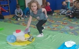 Chybickie przedszkolaki pamiętają o Święcie Ziemi 23