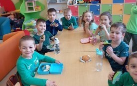 Dzień Ziemi w Przedszkolu w Radkowicach z wykorzystaniem sprzętu i wyposażenia zakupionego z projektu ,,Laboratoria przyszłości&rdquo;. 42