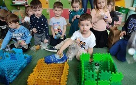 Obchody Dnia Ziemi w przedszkolu - PSP Łomno 36