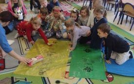 Przedszkolak maszeruje Ziemie ratuje 3