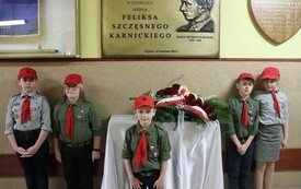Dzień Patrona w Publicznej Szkole Podstawowej  im. Feliksa Szczęsnego Karnickiego w Chybicach 1