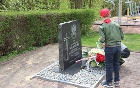 Dzień Patrona w Publicznej Szkole Podstawowej  im. Feliksa Szczęsnego Karnickiego w Chybicach 9