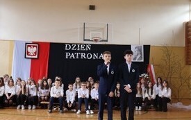 Dzień Patrona w Publicznej Szkole Podstawowej  im. Feliksa Szczęsnego Karnickiego w Chybicach 26