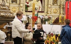 Dzień Patrona w Publicznej Szkole Podstawowej  im. Feliksa Szczęsnego Karnickiego w Chybicach 54