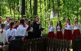 Nie milknie pamięć o ofiarach 16