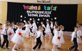 DZIEŃ MAMY I TATY W PRZEDSZKOLU 19