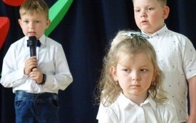 Dzień Matki w oddziale przedszkolnym w PSP w Godowie 9