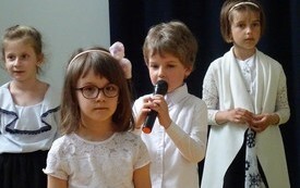 Dzień Matki w oddziale przedszkolnym w PSP w Godowie 11