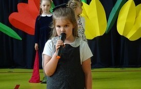 Dzień Matki w oddziale przedszkolnym w PSP w Godowie 19