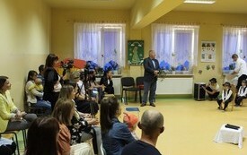 Życzenia dla Rodzic&oacute;w od najmłodszych przedszkolak&oacute;w z Chybic 39