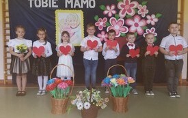 Wszystko dla Mamy! - PSP Łomno 17