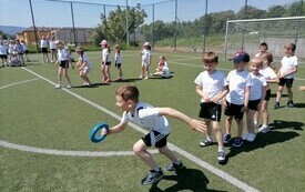 Dzień Dziecka i Sportu Szkolnego w przedszkolu w Chybicach 7