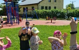Dzień Dziecka w Publicznej Szkole Podstawowej w Łomnie 46