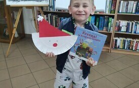 Wizyta w bibliotece przedszkolak&oacute;w z Publicznej Szkoły Podstawowej w Łomnie 12