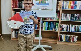 Wizyta w bibliotece przedszkolak&oacute;w z Publicznej Szkoły Podstawowej w Łomnie 54