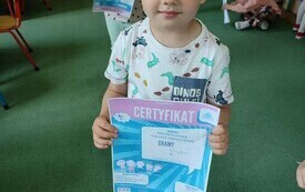 Podsumowanie projektu edukacyjnego &bdquo;Gramy zmysłami&rdquo; - PSP Łomno 3