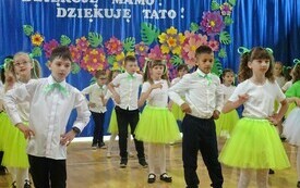 Dziękuję Mamo , dziękuję Tato ! 10