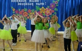 Dziękuję Mamo , dziękuję Tato ! 16