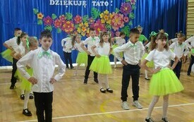 Dziękuję Mamo , dziękuję Tato ! 19