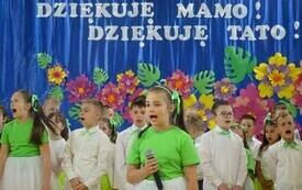 Dziękuję Mamo , dziękuję Tato ! 28