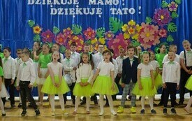 Dziękuję Mamo , dziękuję Tato ! 77